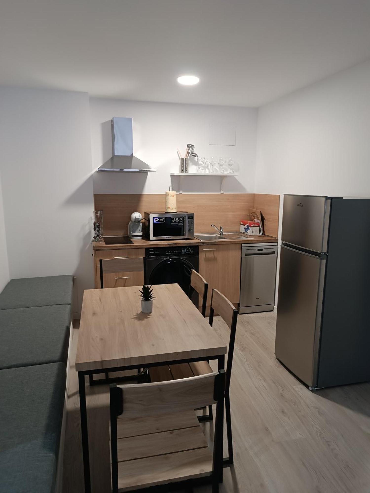 Apartamentos Turisticos Avila Puerta De San Isidro 1-4 Ávila Exterior foto