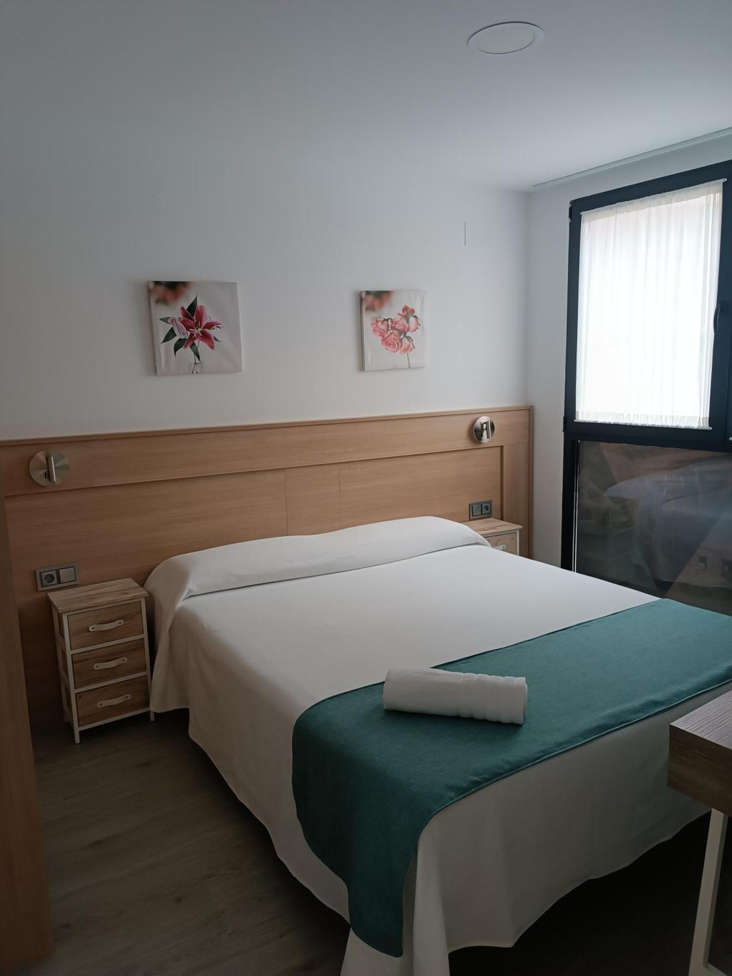 Apartamentos Turisticos Avila Puerta De San Isidro 1-4 Ávila Exterior foto